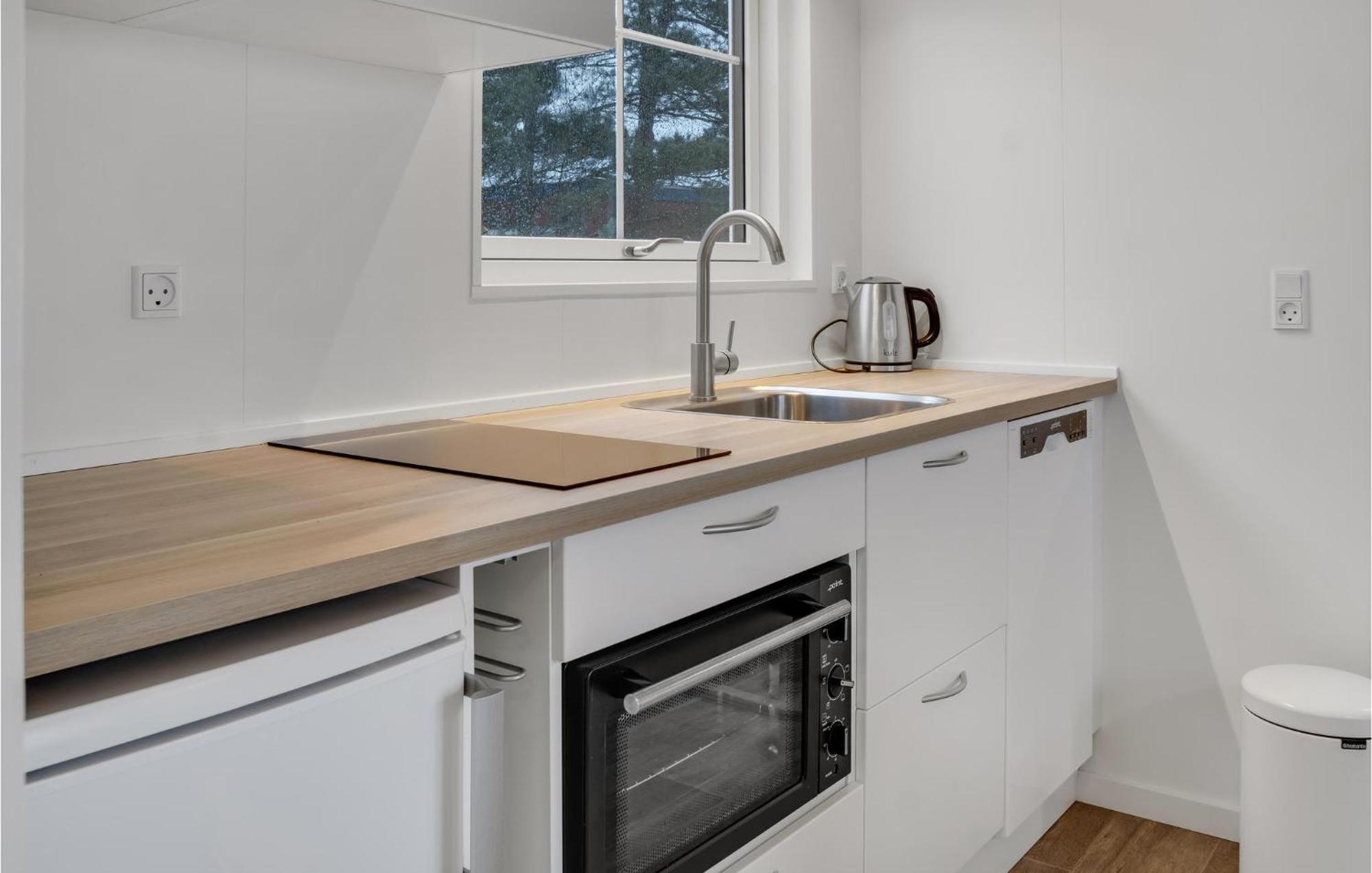 Amazing Apartment In Vaeggerlose With Kitchenette Bøtø By Εξωτερικό φωτογραφία