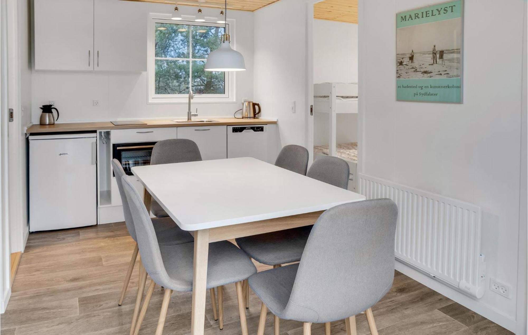 Amazing Apartment In Vaeggerlose With Kitchenette Bøtø By Εξωτερικό φωτογραφία